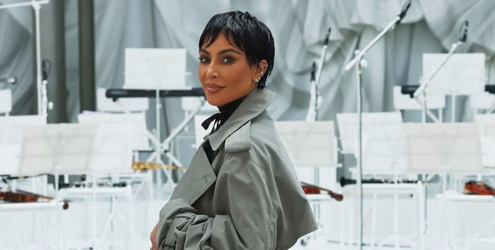 Styling serale per capelli corti